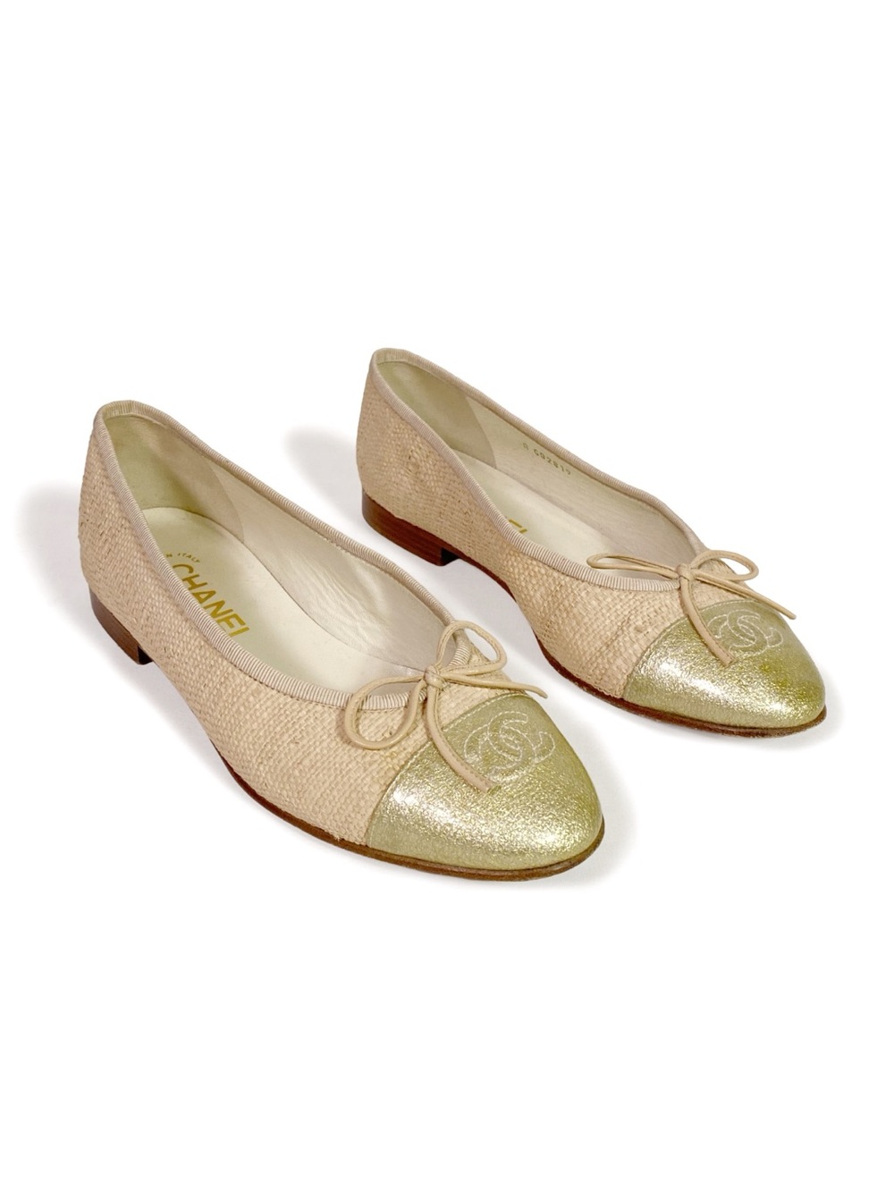 Chanel CC Cap Toe Ballet Flats Bow Raffia Gold